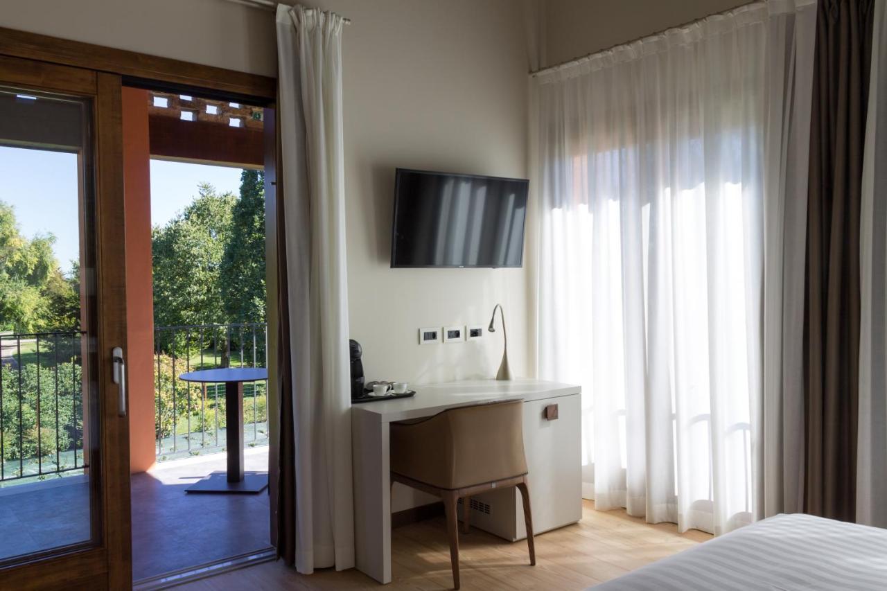 Crystal Luxury House 호텔 퓨메 베네토 외부 사진